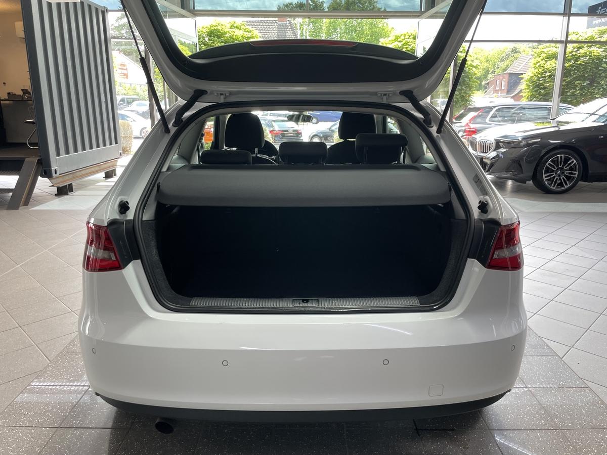 Audi A3 1.2 TFSI Attraction SHZ PDC Navi AHK