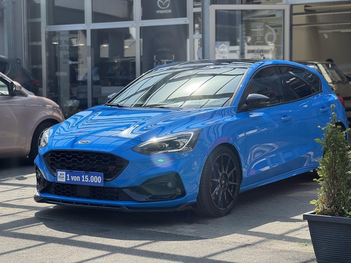 Ford Focus ST 280PS - PDC Kamera, Teilleder, Winterpaket, LED