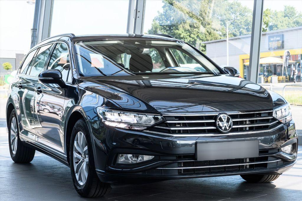 Volkswagen Passat Variant 2.0 TDI DSG +LED+KAMERA+ACC+APP+
