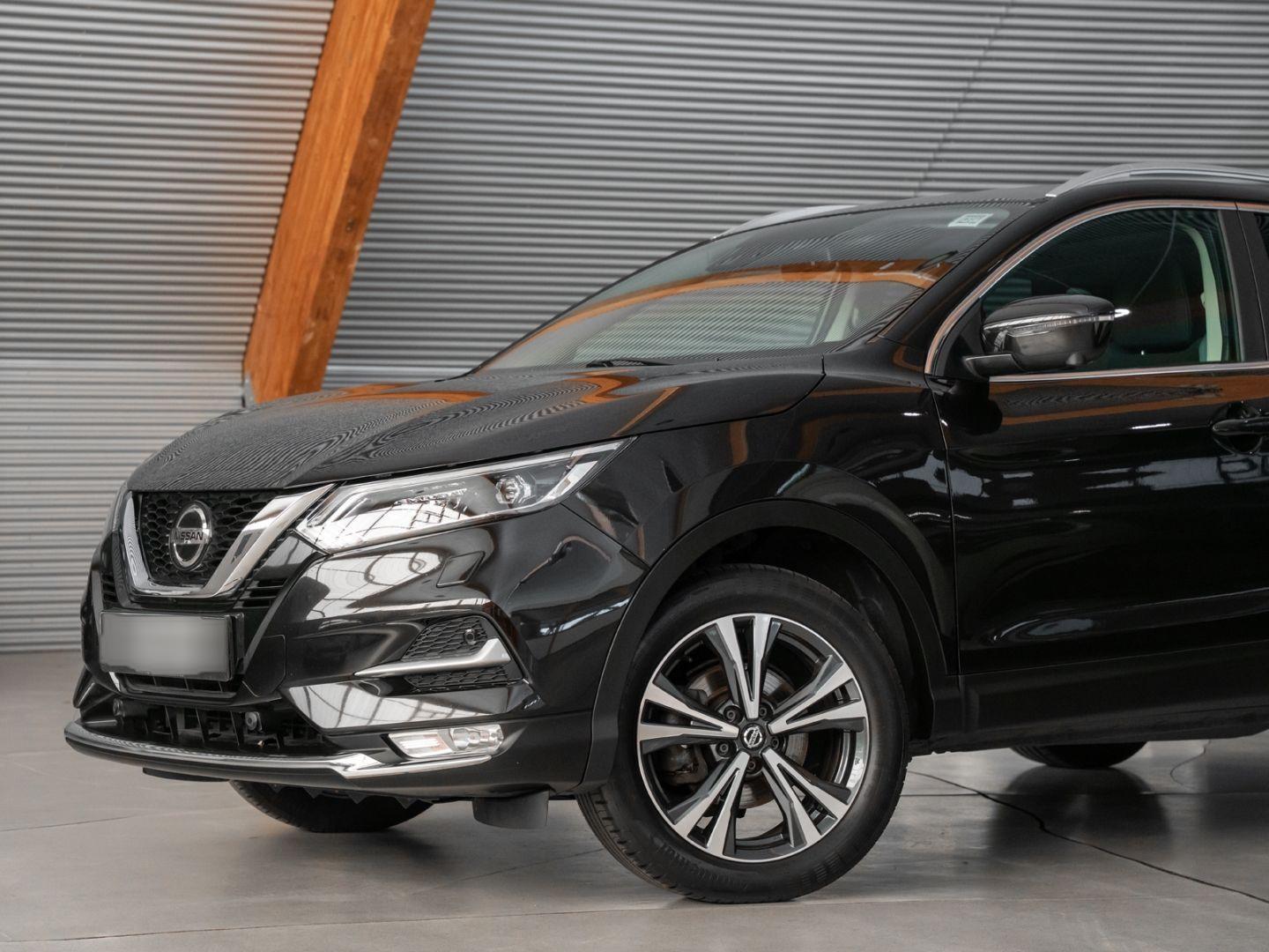 Nissan Qashqai N-Connecta 1.3 DIG-T Panorama Navi 360 K