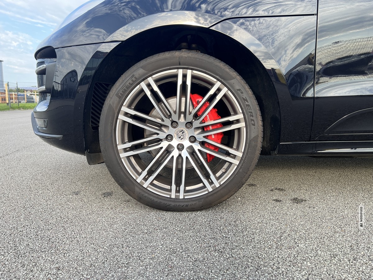Porsche Macan Turbo+LED+Leder+Bose+Kamera