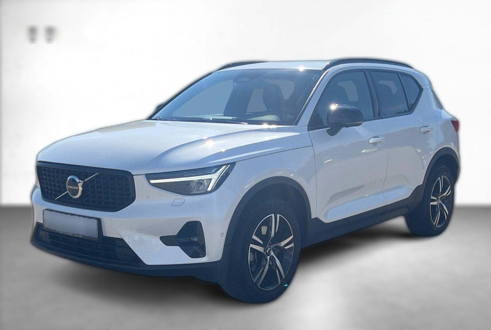 Volvo XC40 B3 2WD Plus Dark NAVI+AHK+RFK 360 Grad+SH+