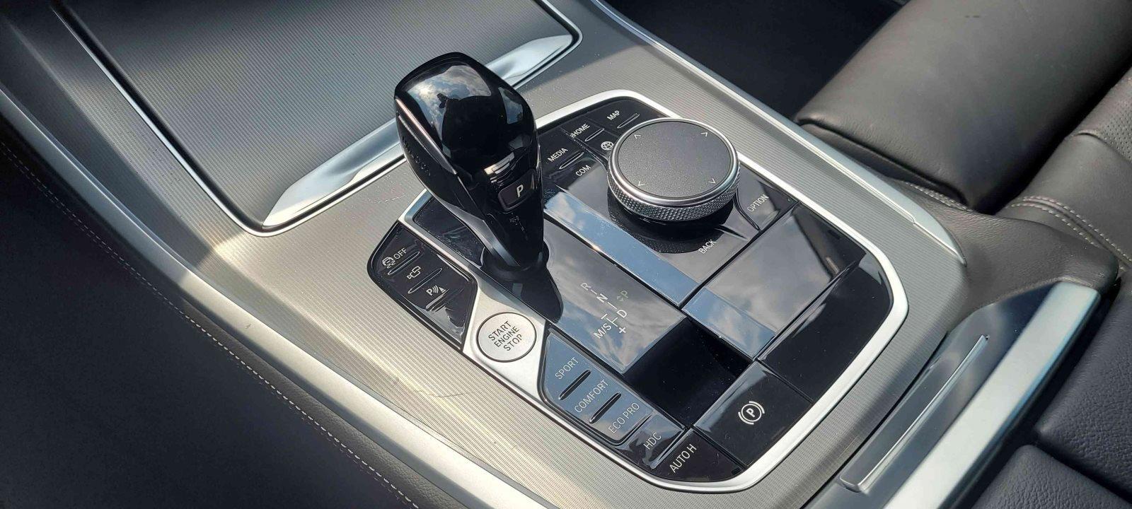 BMW X5 M Paket HUD Sportbremse Laser eSitze