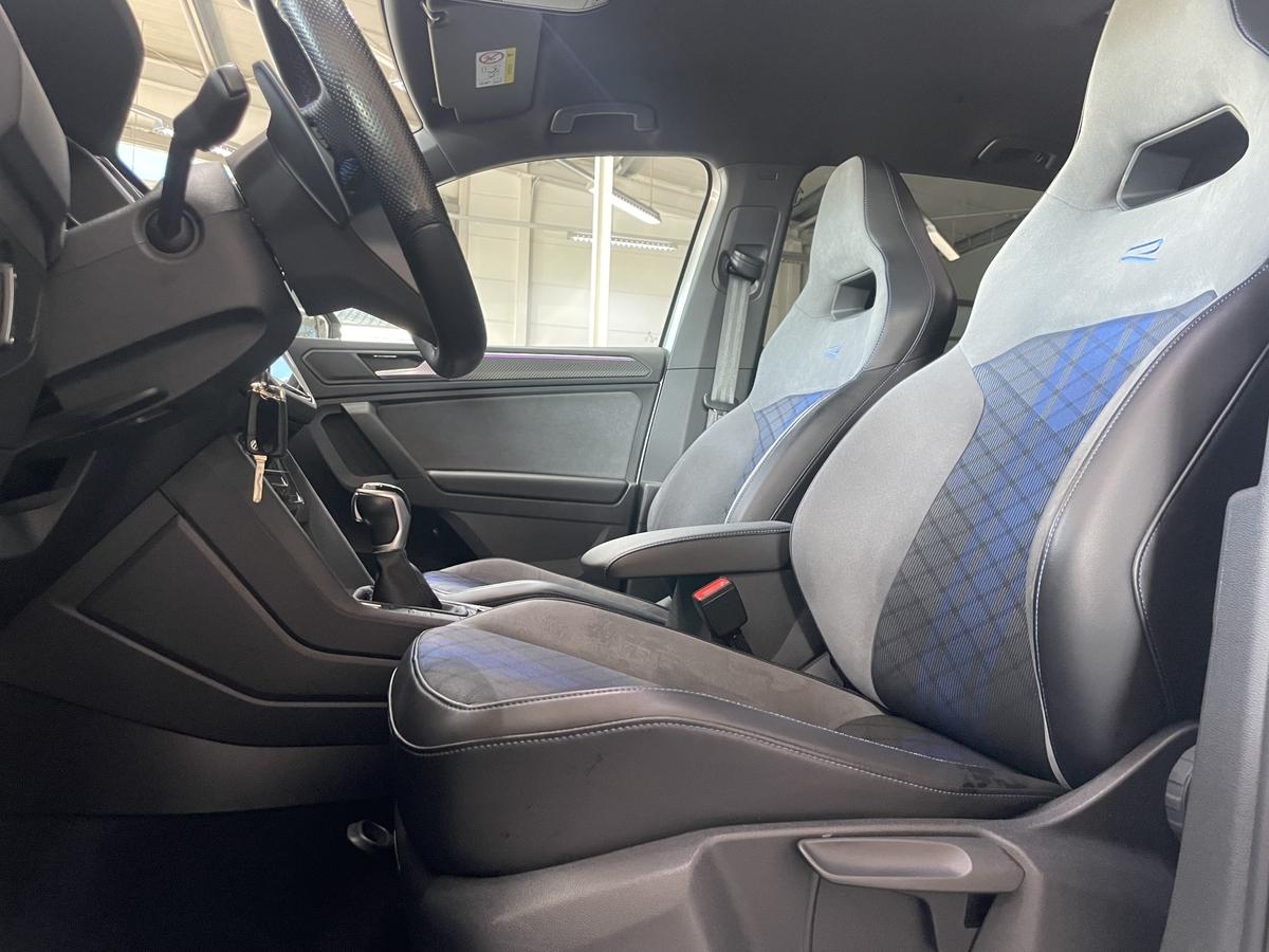 Volkswagen Tiguan 2.0 TSI R 4M Matrix Navi ACC virtual DAB