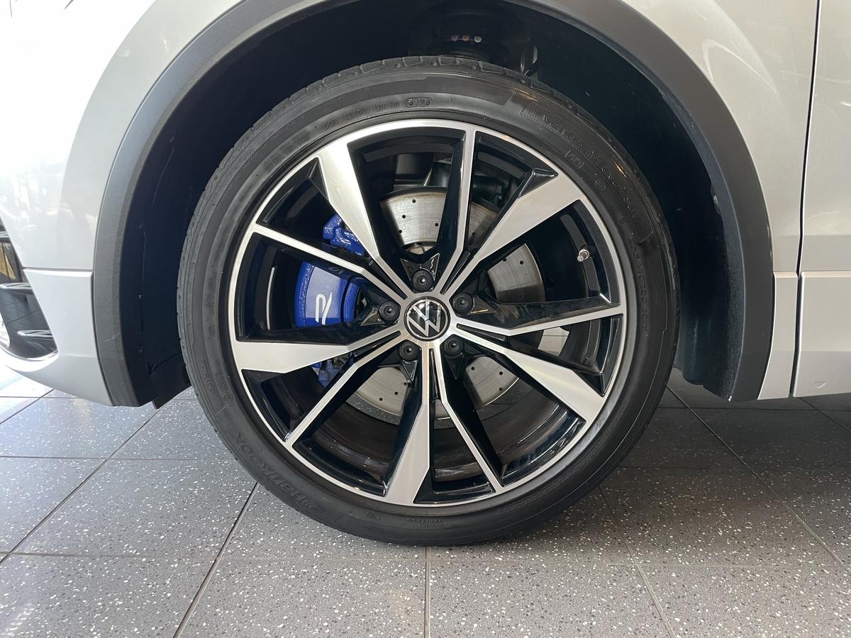 Volkswagen Tiguan 2.0 TSI R 4M Matrix Navi ACC virtual DAB