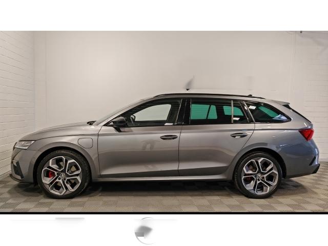 Skoda Octavia RS iV 1.4 TSI NAVI MATRIX PARKASSIST
