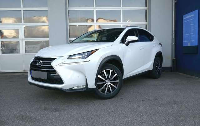 Lexus NX 200t AWD Executive-Line STANDHZ AHK LEDER NAVI