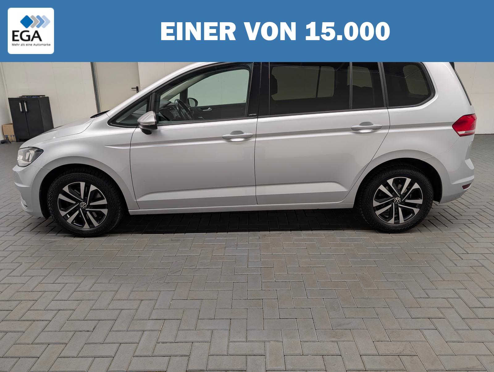 Volkswagen Touran United Navi/4xSHZ/PDC/Kam/ACC/AHK/16-LM