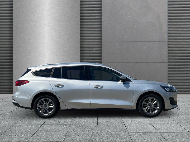 Ford Focus 1.0 EcoBoost Powershift Titanium X+Winterpaket+LED+RFK