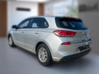 Bild Hyundai i30 Select 1.4 Fahrerprofil Spurhalteass. Fernlichtass. Alarm Notbremsass. Temp 