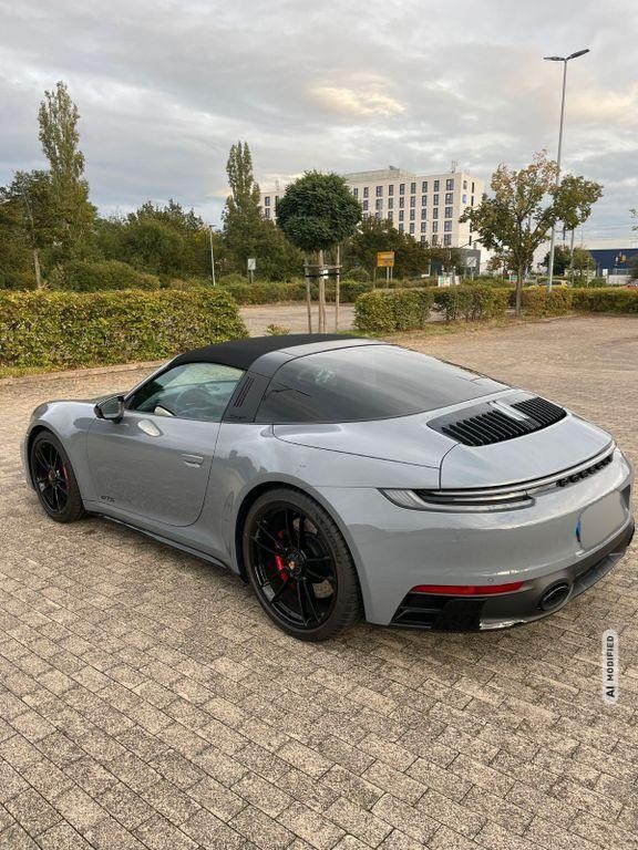 Porsche 911 Cabriolet Porsche Targa 4 GTS, Allrad, Neuwertig ! Connect Plus, Alarmanlage