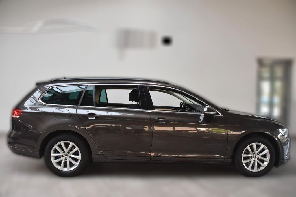 Volkswagen Passat Variant Comfortline Navi Sitzhz ACC PDC