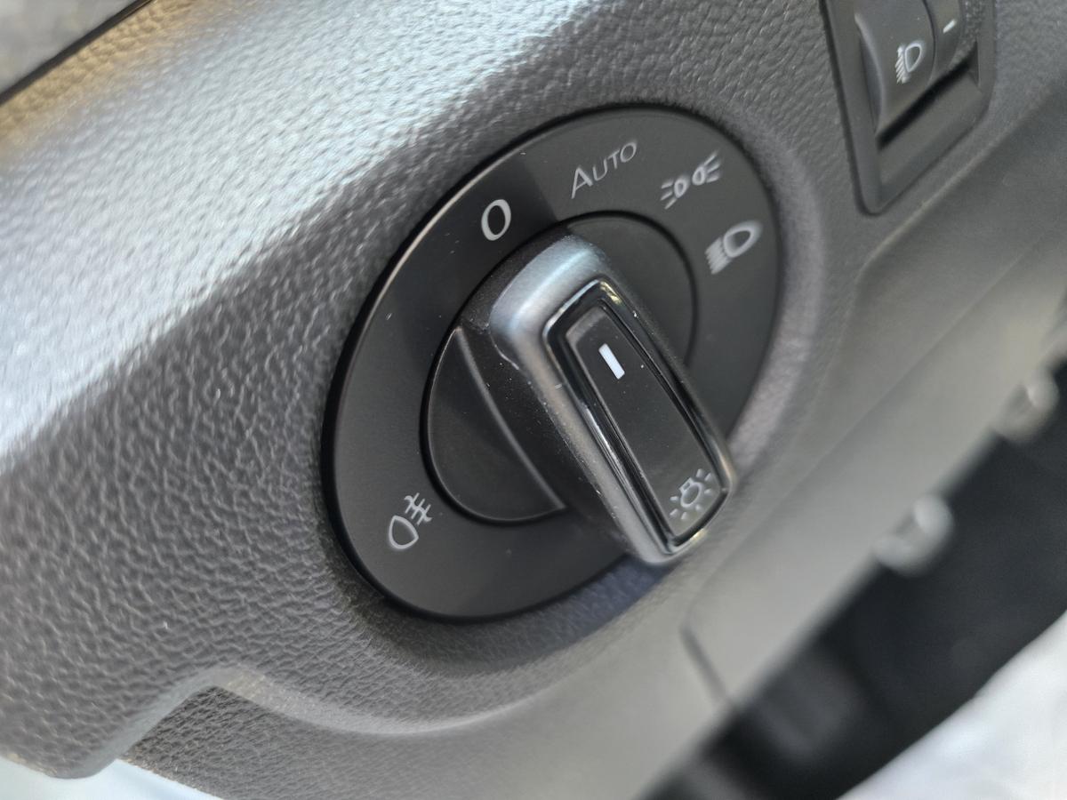 Volkswagen T-Cross 1.0 TSI Move #Alu #Klima #SHZ #DAB #Allwetterreifen