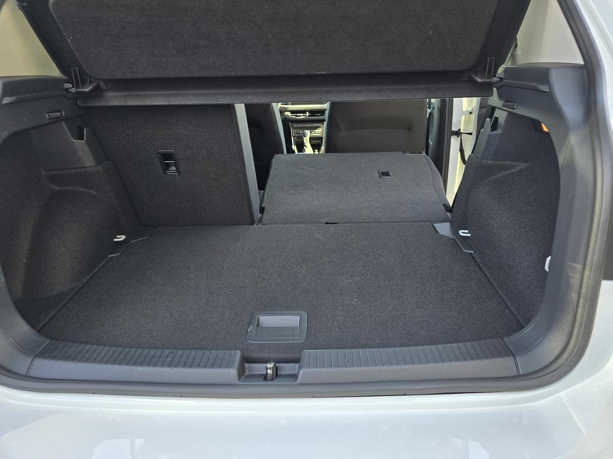 Volkswagen T-Cross 1.0 TSI Move #Alu #Klima #SHZ #DAB #Allwetterreifen