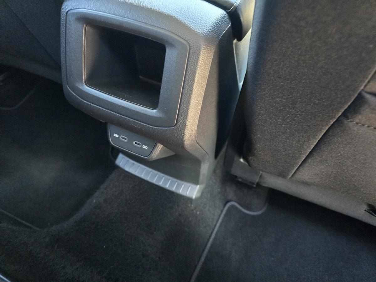 Volkswagen T-Cross 1.0 TSI Move #Alu #Klima #SHZ #DAB #Allwetterreifen