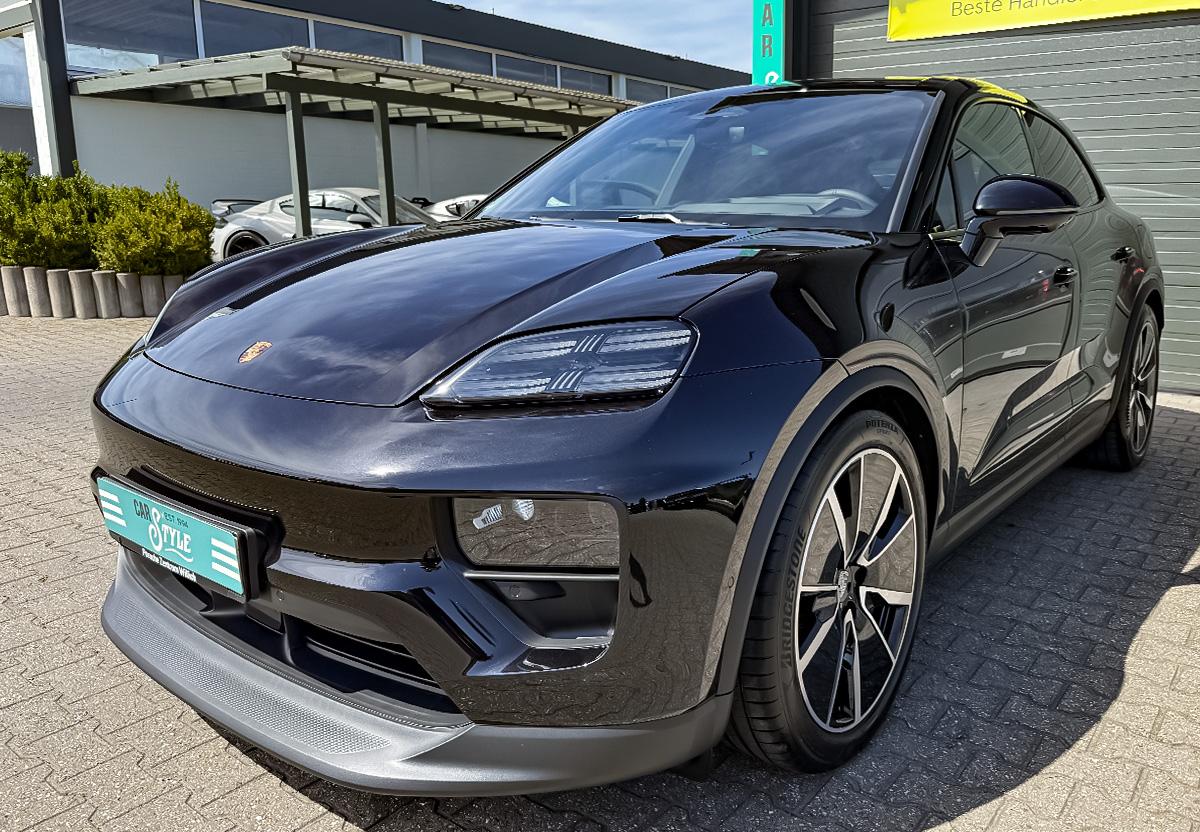 Porsche Macan 4 Electric AHK Bose Pano LUFT Sport-Chrono