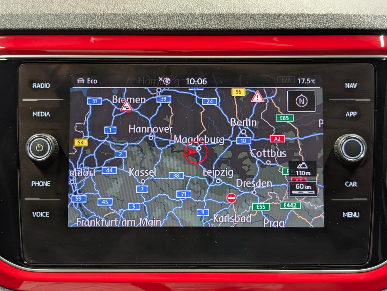 Volkswagen T-Roc Sport LED/Navi/Stdhzg/SHZ/Kam/el.Heck/17LM