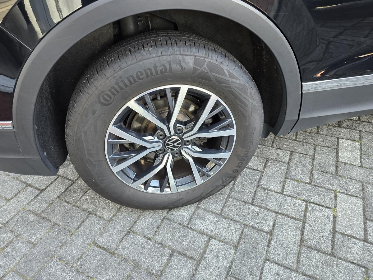 Volkswagen Tiguan 1.5 TSI Life #LED mit ALS  #SHZ  #Klima  #Alu  #DAB