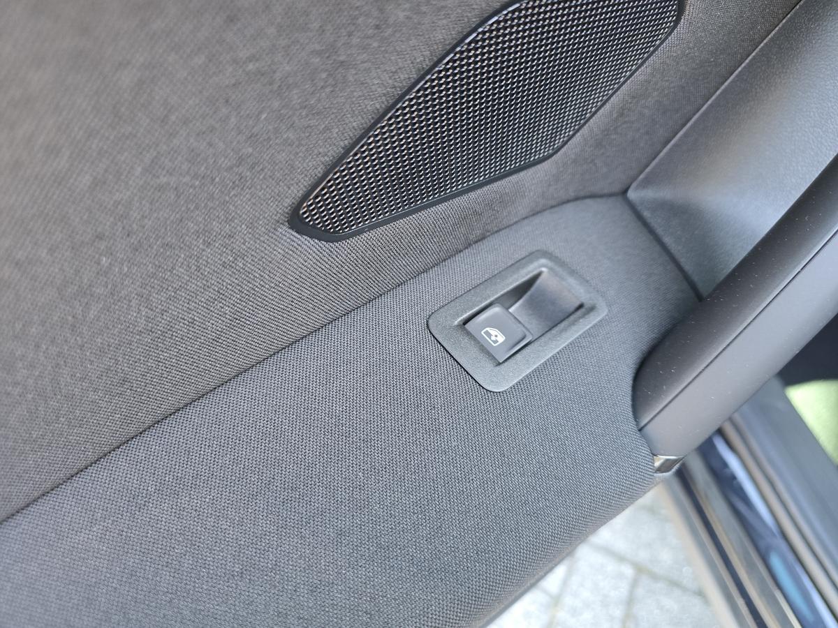 Volkswagen Tiguan 1.5 TSI Life #LED mit ALS  #SHZ  #Klima  #Alu  #DAB