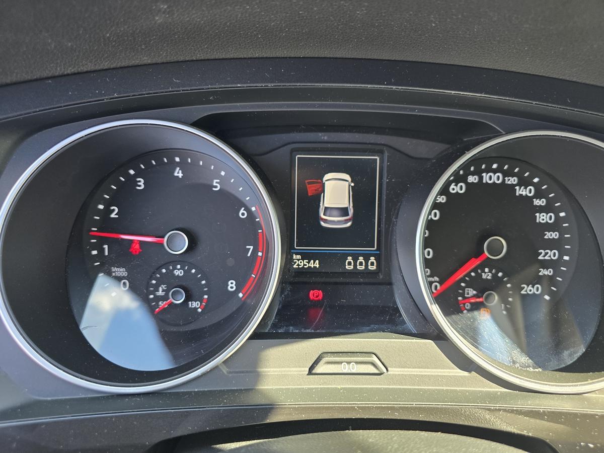 Volkswagen Tiguan 1.5 TSI Life #LED mit ALS  #SHZ  #Klima  #Alu  #DAB