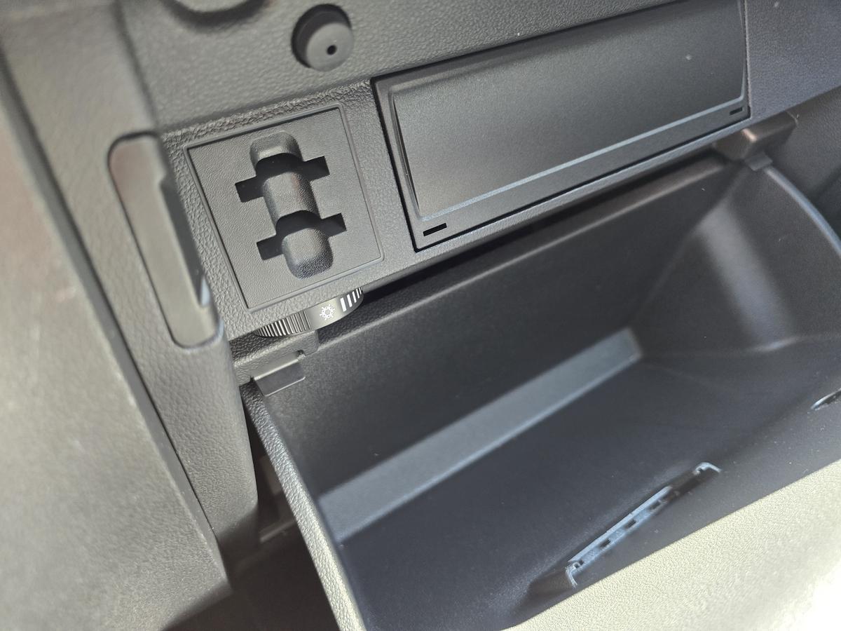 Volkswagen Tiguan 1.5 TSI Life #LED mit ALS  #SHZ  #Klima  #Alu  #DAB