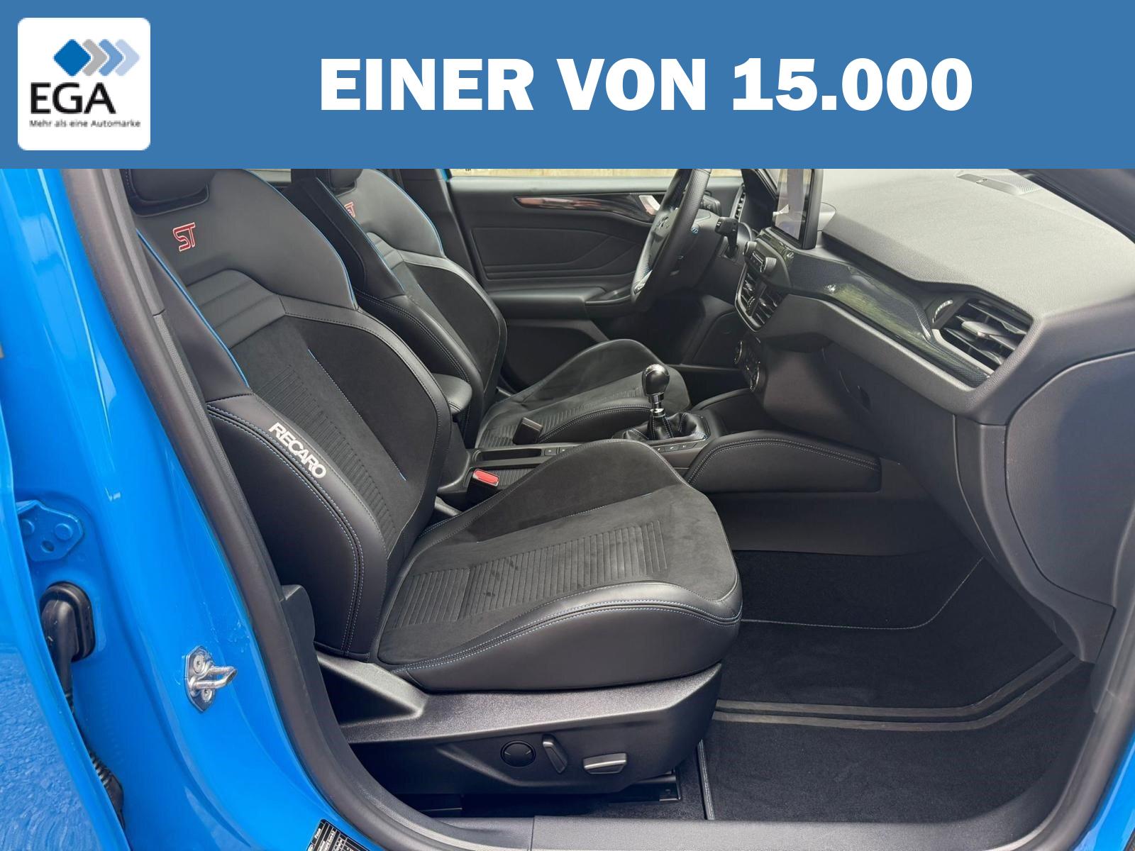 Ford Focus HeadUp Matrix LED Body-Styling WinterPack