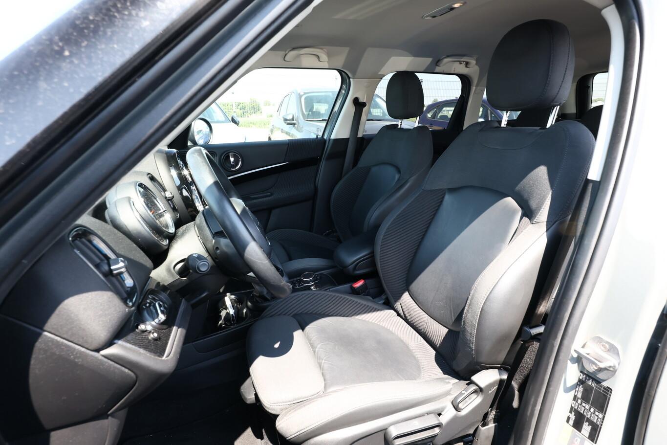 MINI Cooper SE Countryman Countryman Cooper SE ALL4  Steptr. Nav PDC LM17Z