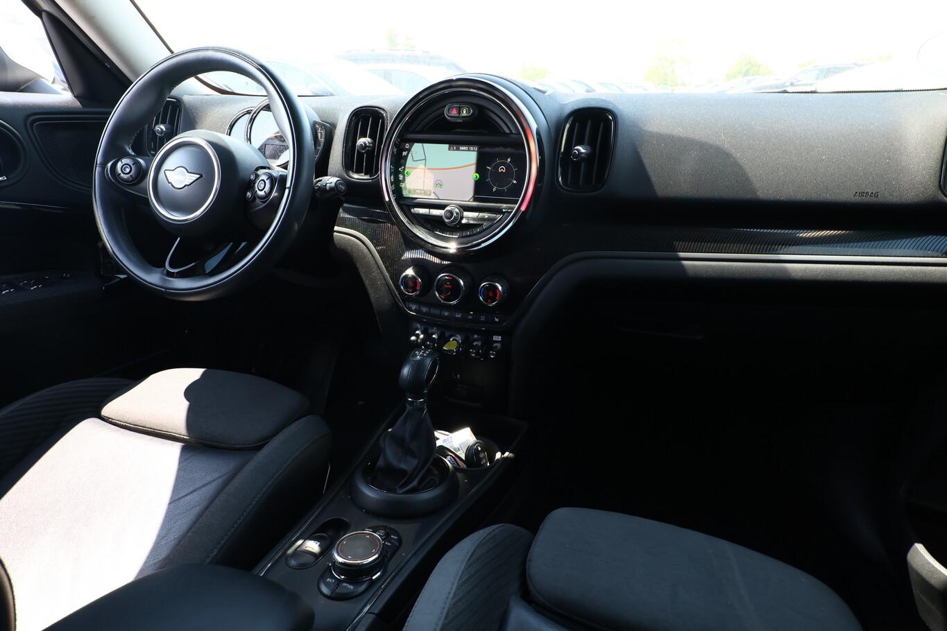 MINI Cooper SE Countryman Countryman Cooper SE ALL4  Steptr. Nav PDC LM17Z