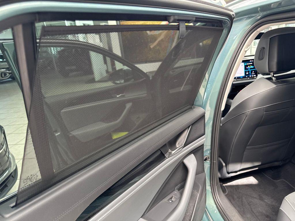 Volkswagen Passat Variant 2.0 TDI+LED+AHK+GJR+NAVI+SHZ