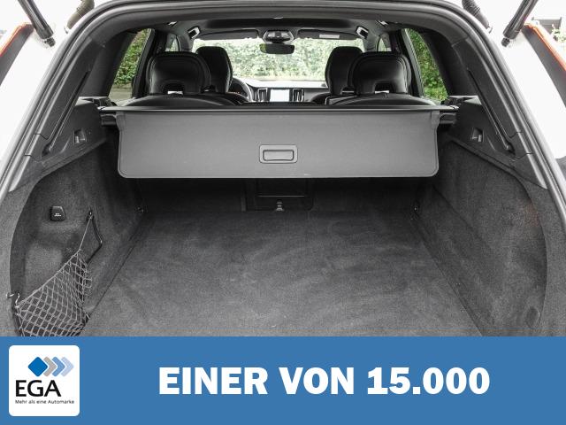 Volvo XC60 R Design AWD B4 Diesel EU6d Navi Leder digitales Cockpit Memory Sitze Sound