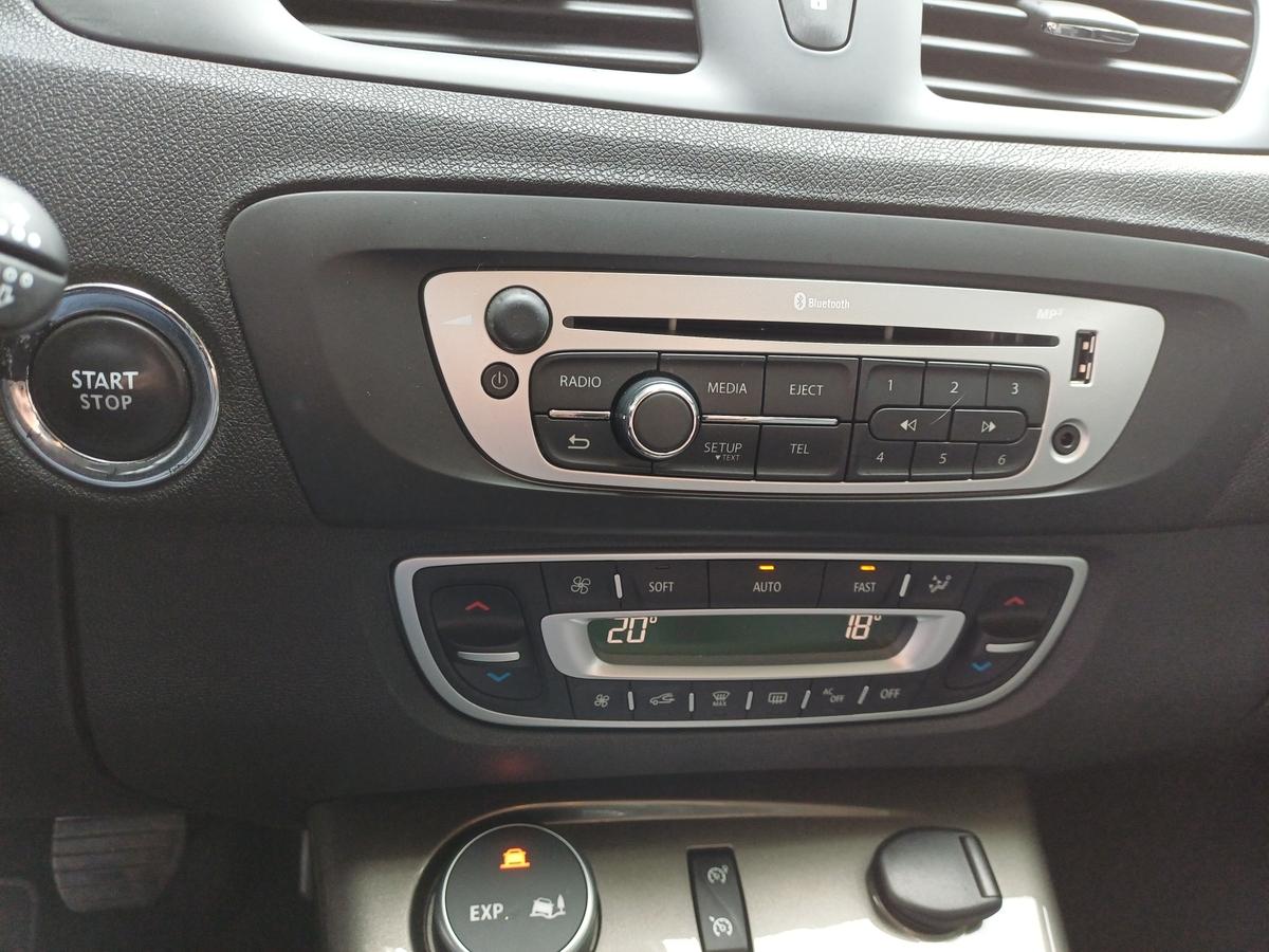 Renault Scenic 1.2 TCe 115 Xmod Paris ENERGY*NAVI*SITZHEIZUNG* 