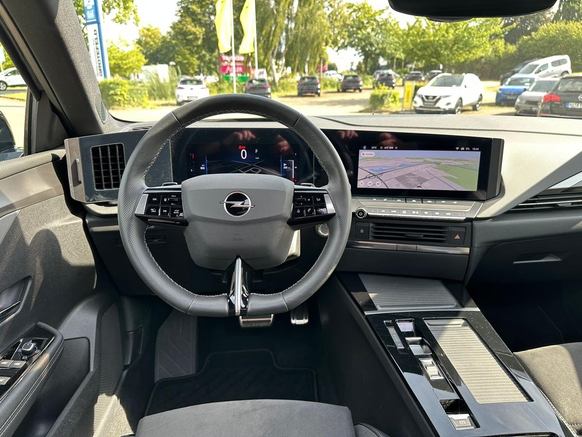 Opel Astra L Ultimate Automatik + Panoramadach+ Ahk