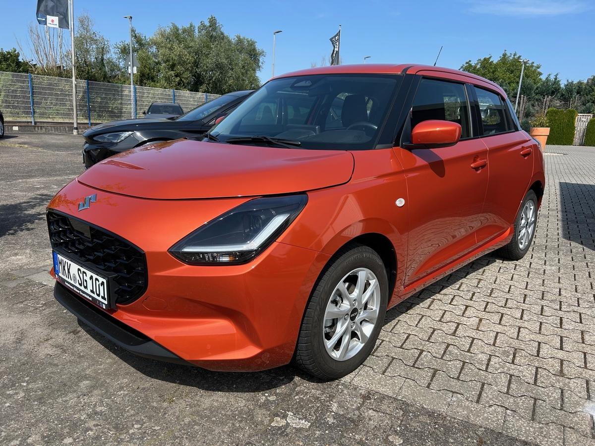 Suzuki Swift Club Hybrid Alu Navi PDC RFK 