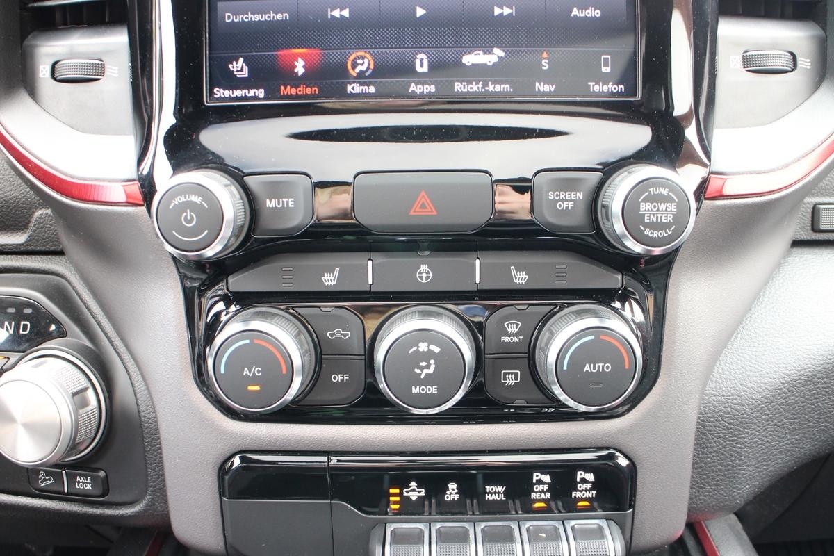 Dodge RAM 1500 5,7 Hemi Rebel