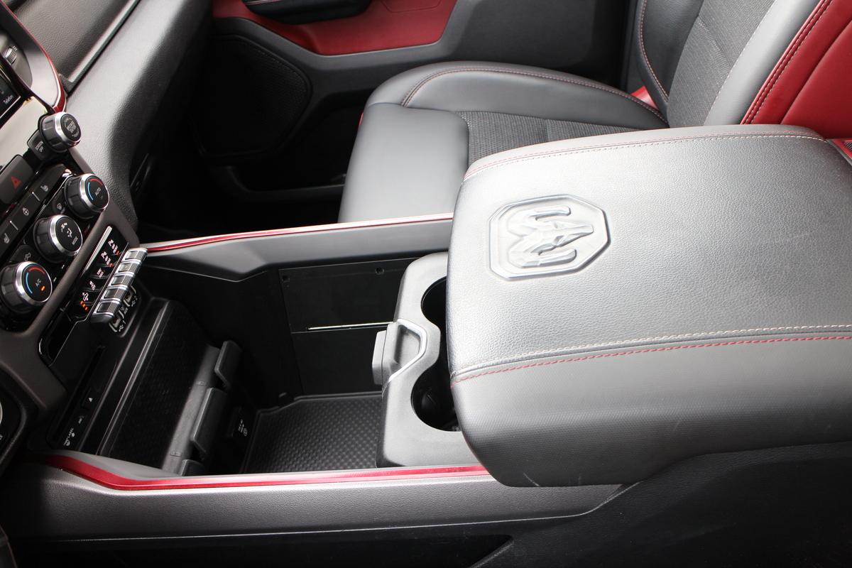 Dodge RAM 1500 5,7 Hemi Rebel