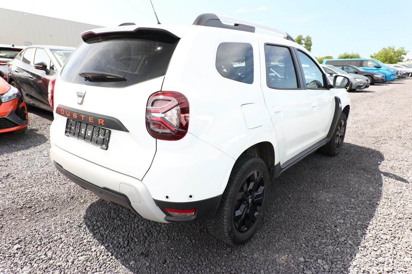 Dacia Duster II 1.3 TCe 130 Extreme Nav PDC KeyL SHZ