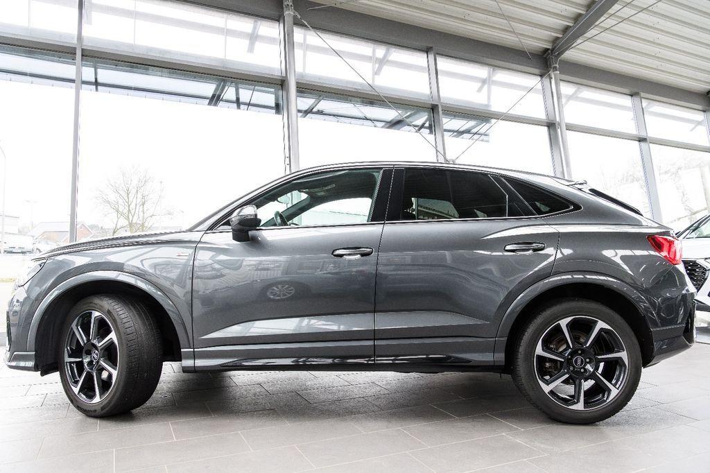 Audi Q3 Sportback S line +MATRIX+KAM+B&O+KEYLESS+AHK