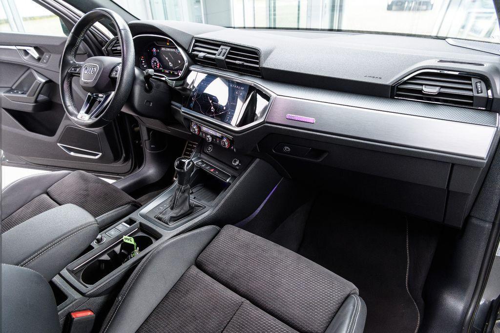Audi Q3 Sportback S line +MATRIX+KAM+B&O+KEYLESS+AHK