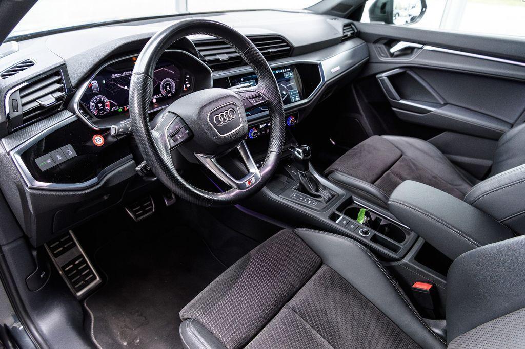 Audi Q3 Sportback S line +MATRIX+KAM+B&O+KEYLESS+AHK