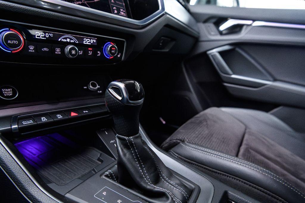 Audi Q3 Sportback S line +MATRIX+KAM+B&O+KEYLESS+AHK