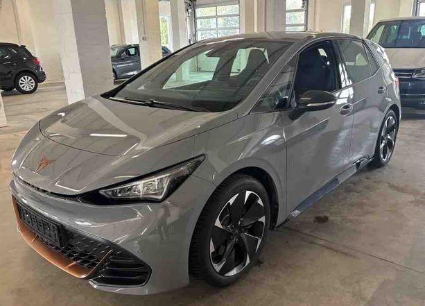 Cupra Born LED+PDC+SITZHZ+LENKRADHZ.+ALLWETTER+62 kW/h