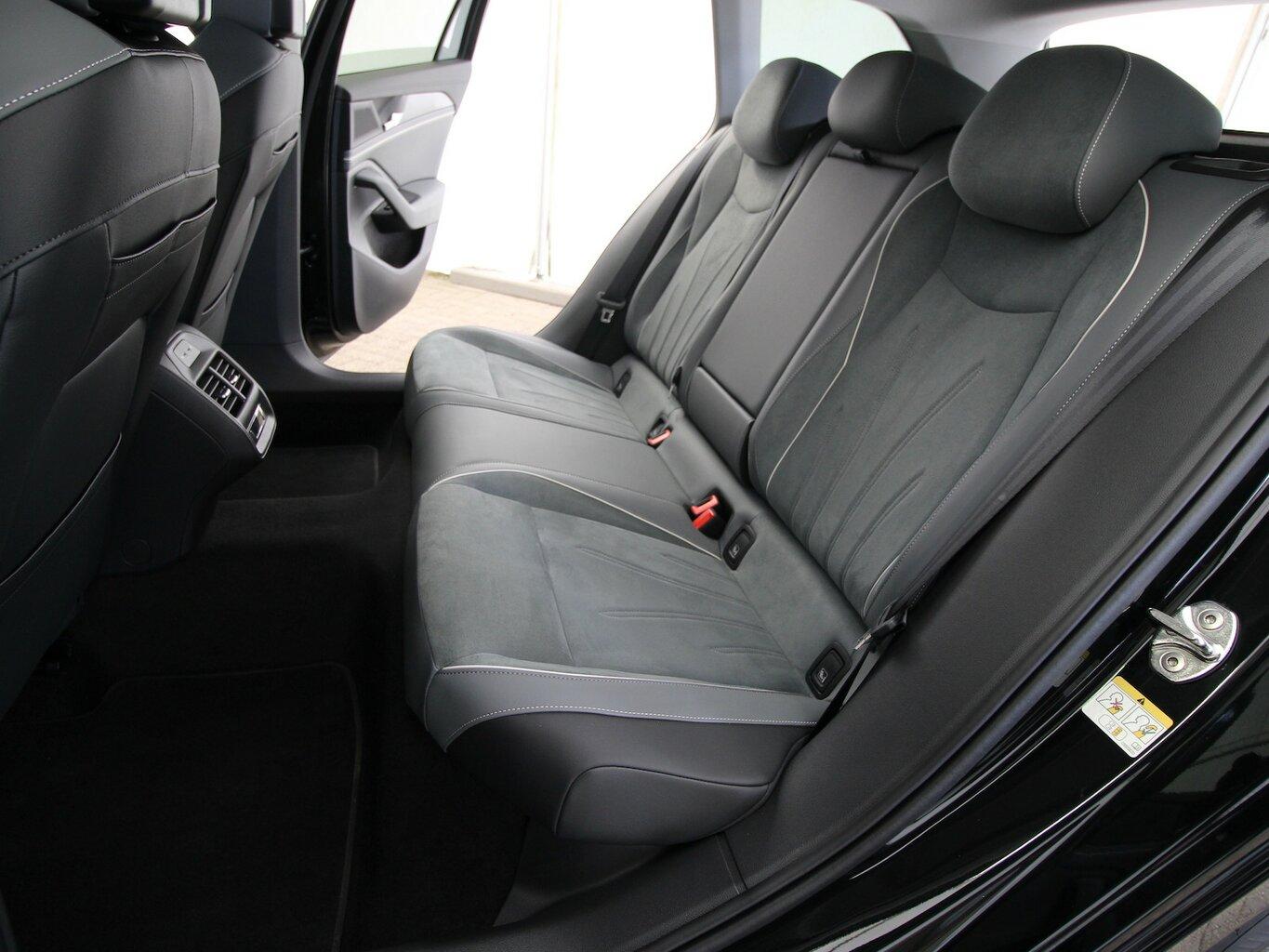 Volkswagen Passat Variant 1.5 eTSI 7-DSG Business LED+AHK