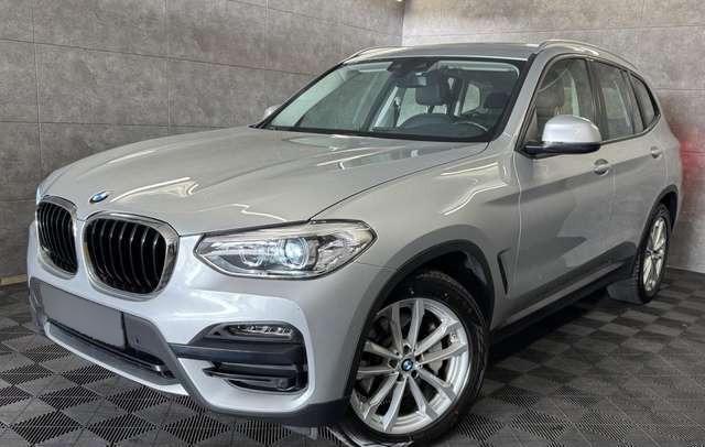 BMW X3 xDrive 30 d LED*NAVI*AHK*SHZ*LEDER*PDC*Keyles