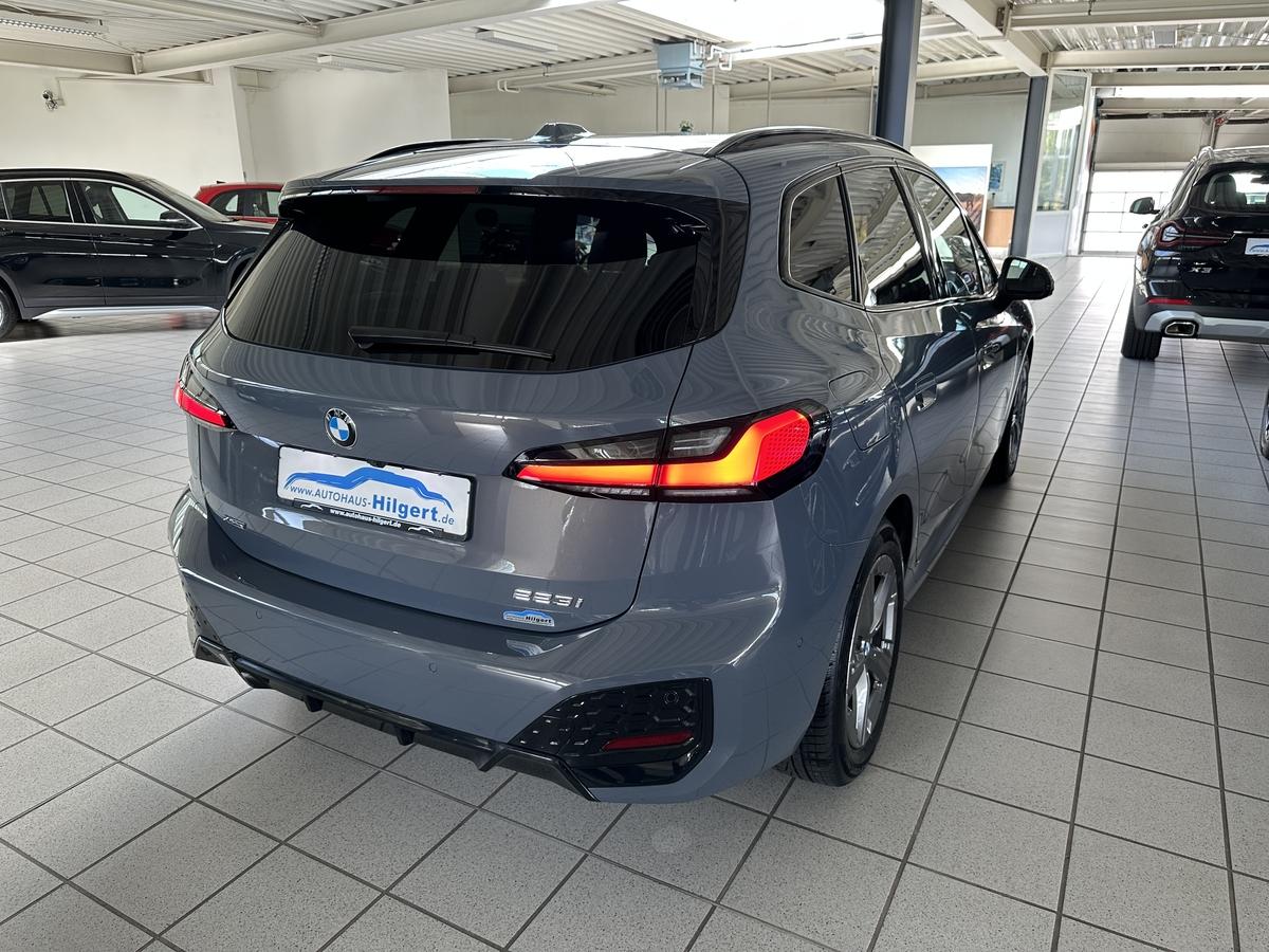 BMW 223 Active Tourer xDrive M-Sport HUD AHK Pannodach 360°