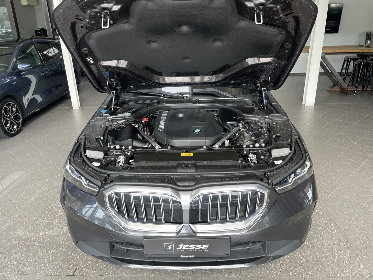 BMW 550 e xDrive LED Pano Live Cockpit Prof. ACC H&K