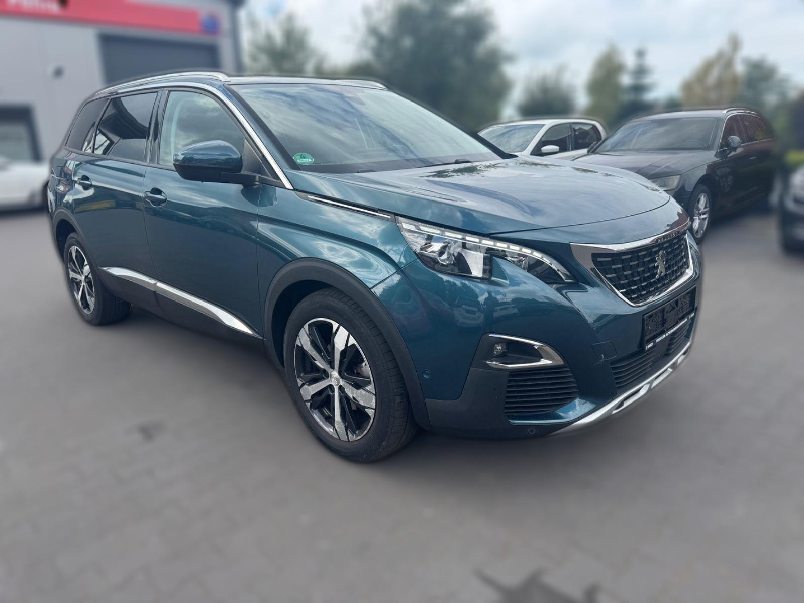 Peugeot 5008 Allure 7 Sitzer Leder Navi LED MFL Temp TOP