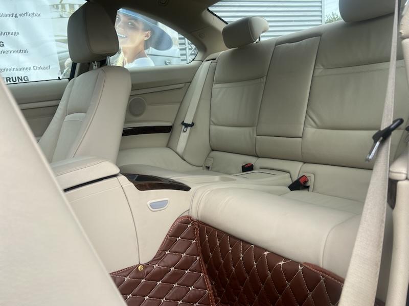 BMW 320 i COUPE KLIMA*LEDER*SHZG*NAVI*XENON*ALU*PDC