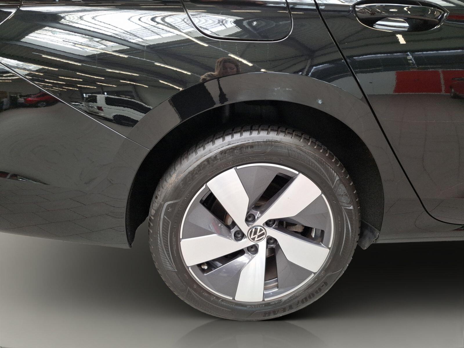 Volkswagen Passat Elegance 2,0 l TDI SCR 4MOTION 14 2 kW (193 PS) 7-Gang-Doppelkupplungsget