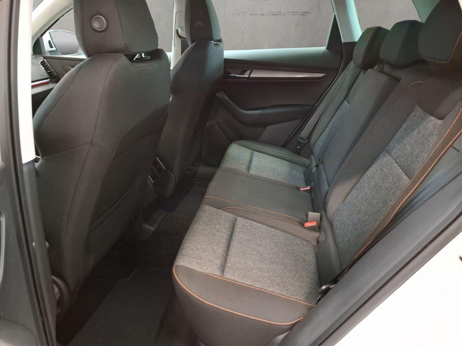 Skoda Karoq ¦koda Karoq Ambition 2.0 TD SCR 4x4 7-Gang DSG