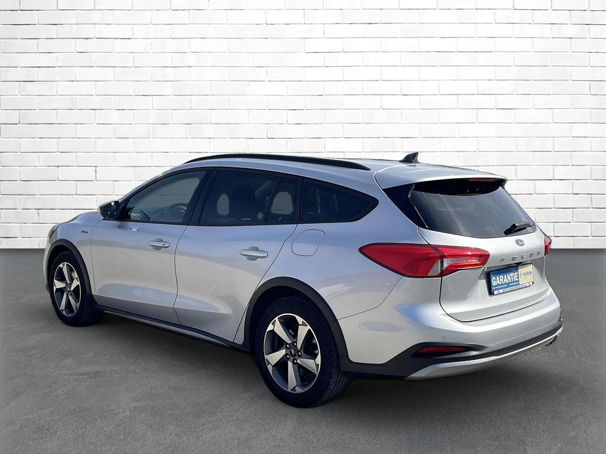 Ford Focus Active *LED* AUT* NAVI* SHZ* FSH*